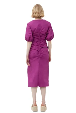 Flash Sale GANNI Gerafftes Maxikleid Aus Cotton Poplin Mit Offenem Ausschnitt Purple Wine