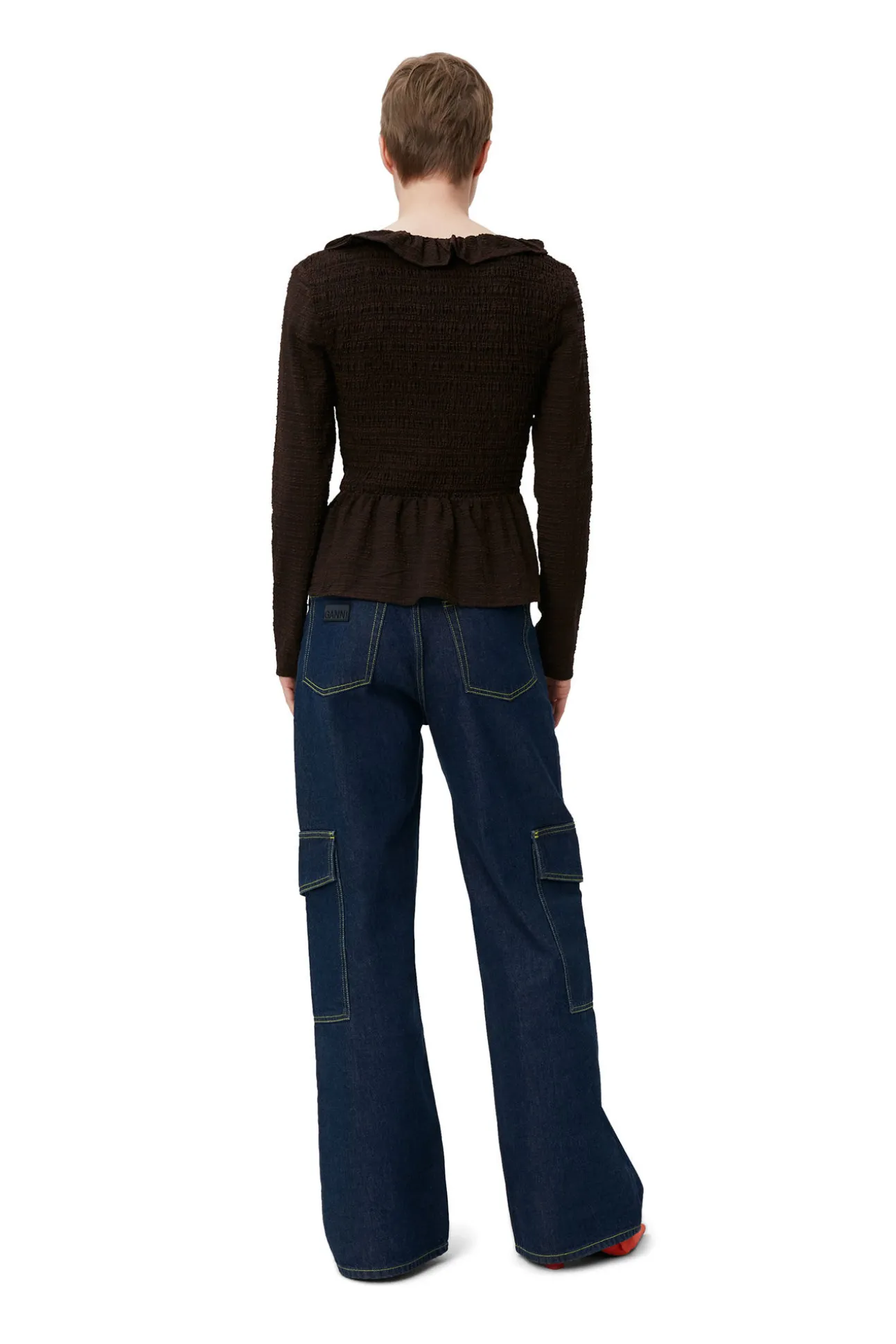 Hot GANNI Gesmokte Seersucker-Bluse Mit Offenem Ausschnitt Chicory Coffee