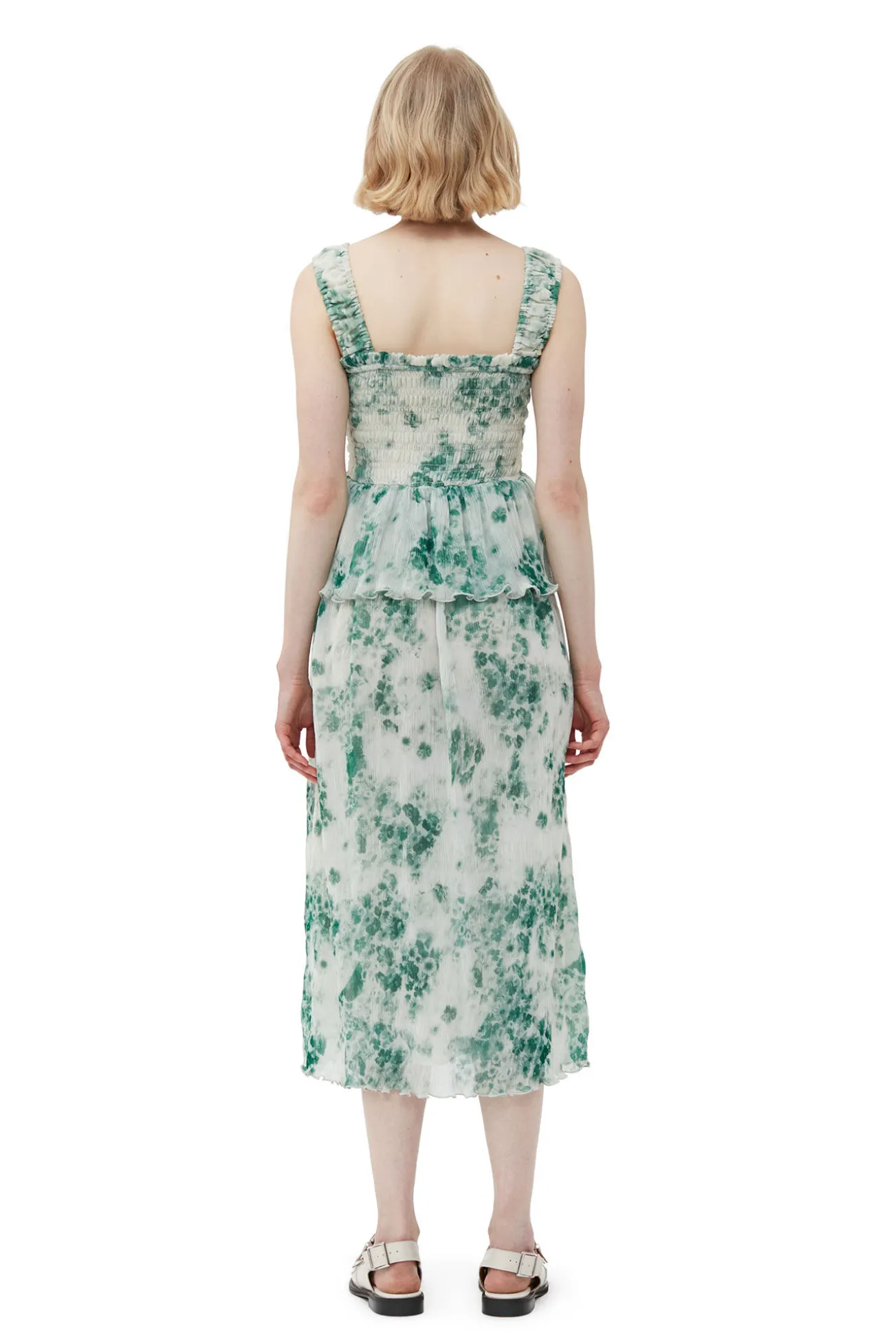 Sale GANNI Gesmoktes Midikleid Aus Plissiertem Georgette Egret