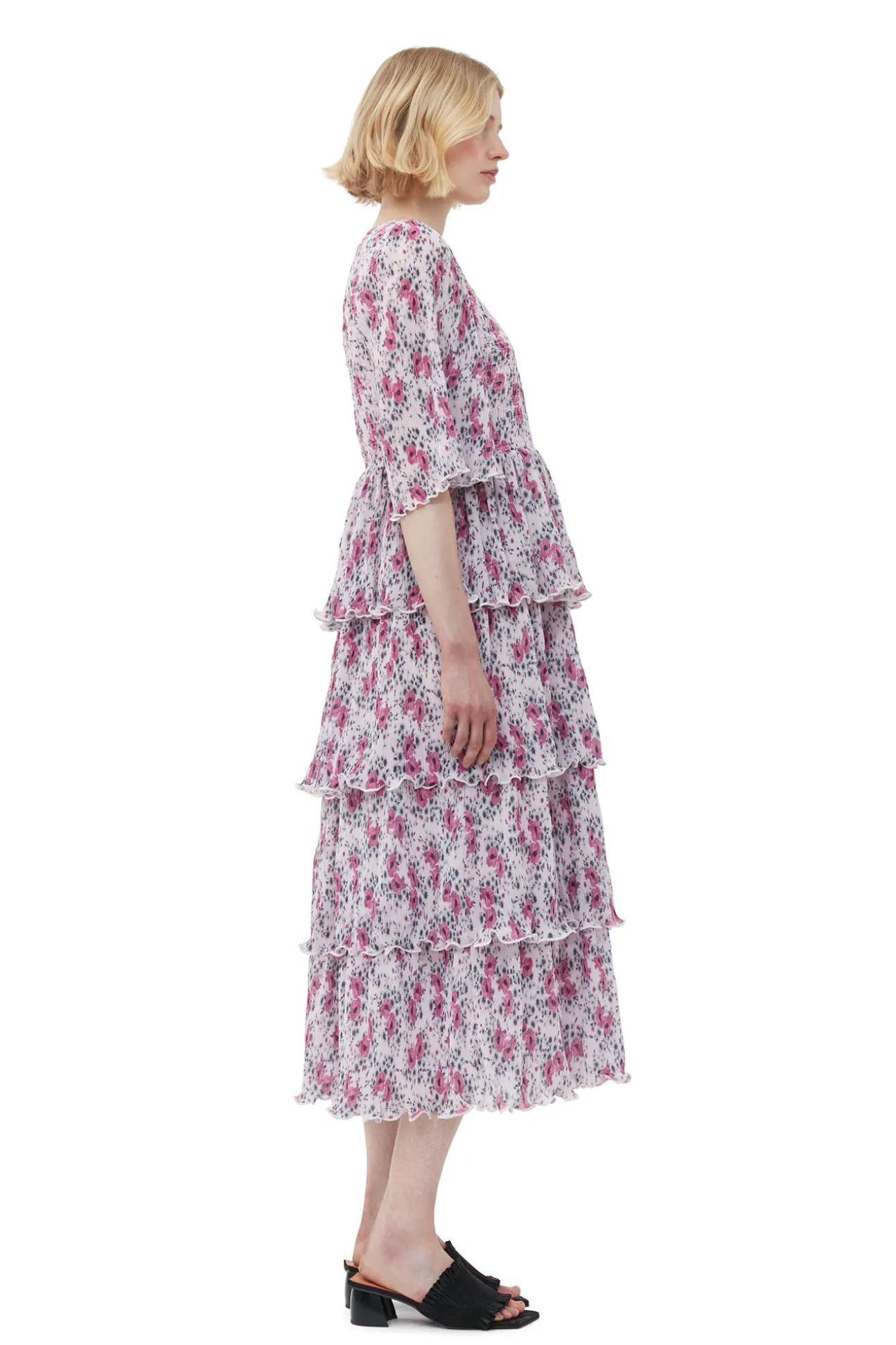Best GANNI Gesmoktes Midikleid Aus Plissiertem Georgette Mit Volants Mauve Chalk