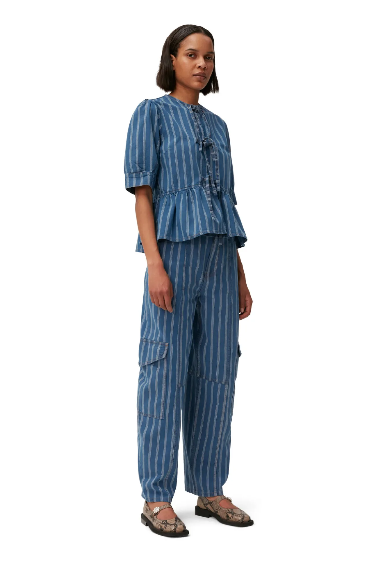 Discount GANNI Gestreifte Cargo-Hose Aus Denim Tint Wash