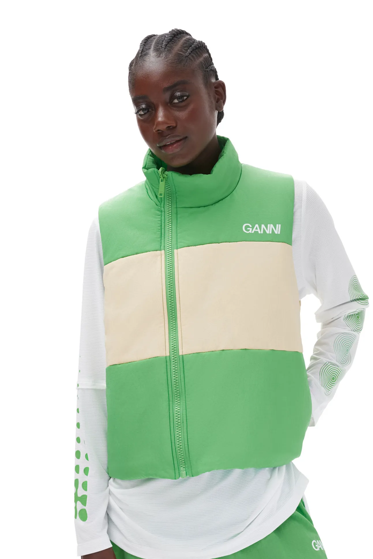 Shop GANNI Leichte Tech-Pufferweste Zum Wenden Classic Green