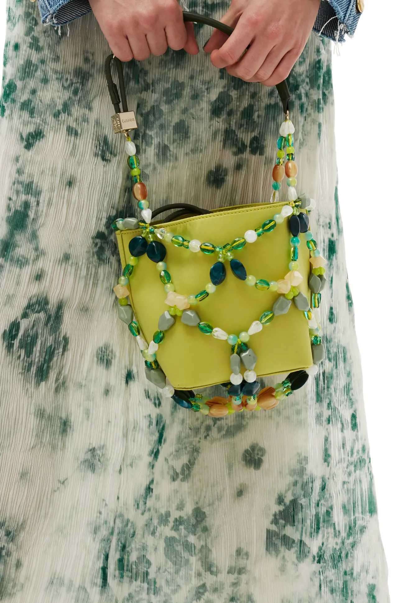 Shop GANNI Perlen-Bucket-Bag Tender Shoots