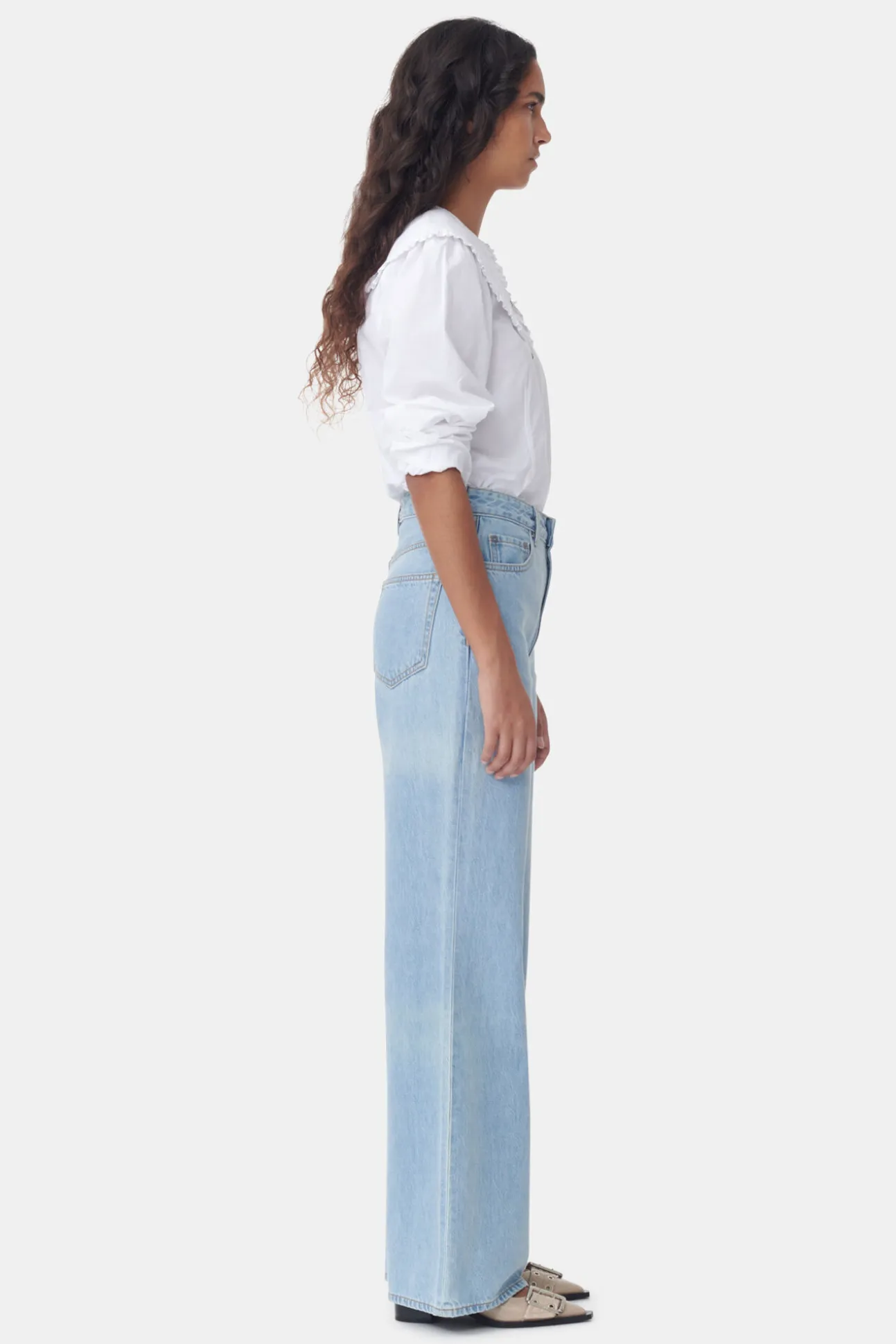 Shop GANNI Ruschenkragenhemd Aus Poplin Bright White
